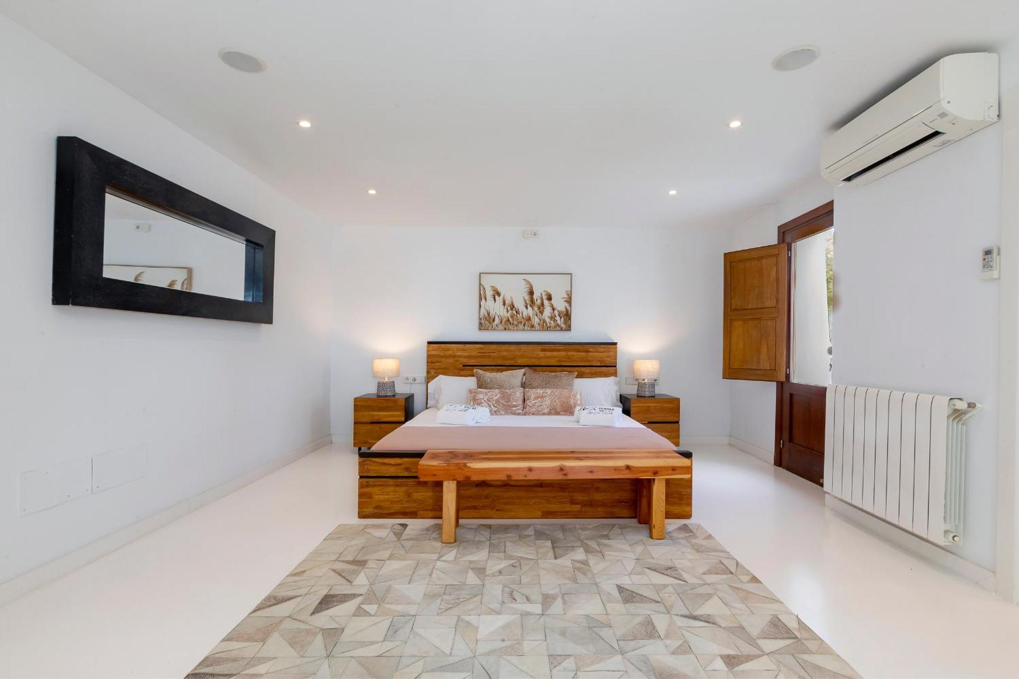 Villa Near Ibiza Town Sleeps 11 To 13 Guests Can Furnet Exterior foto
